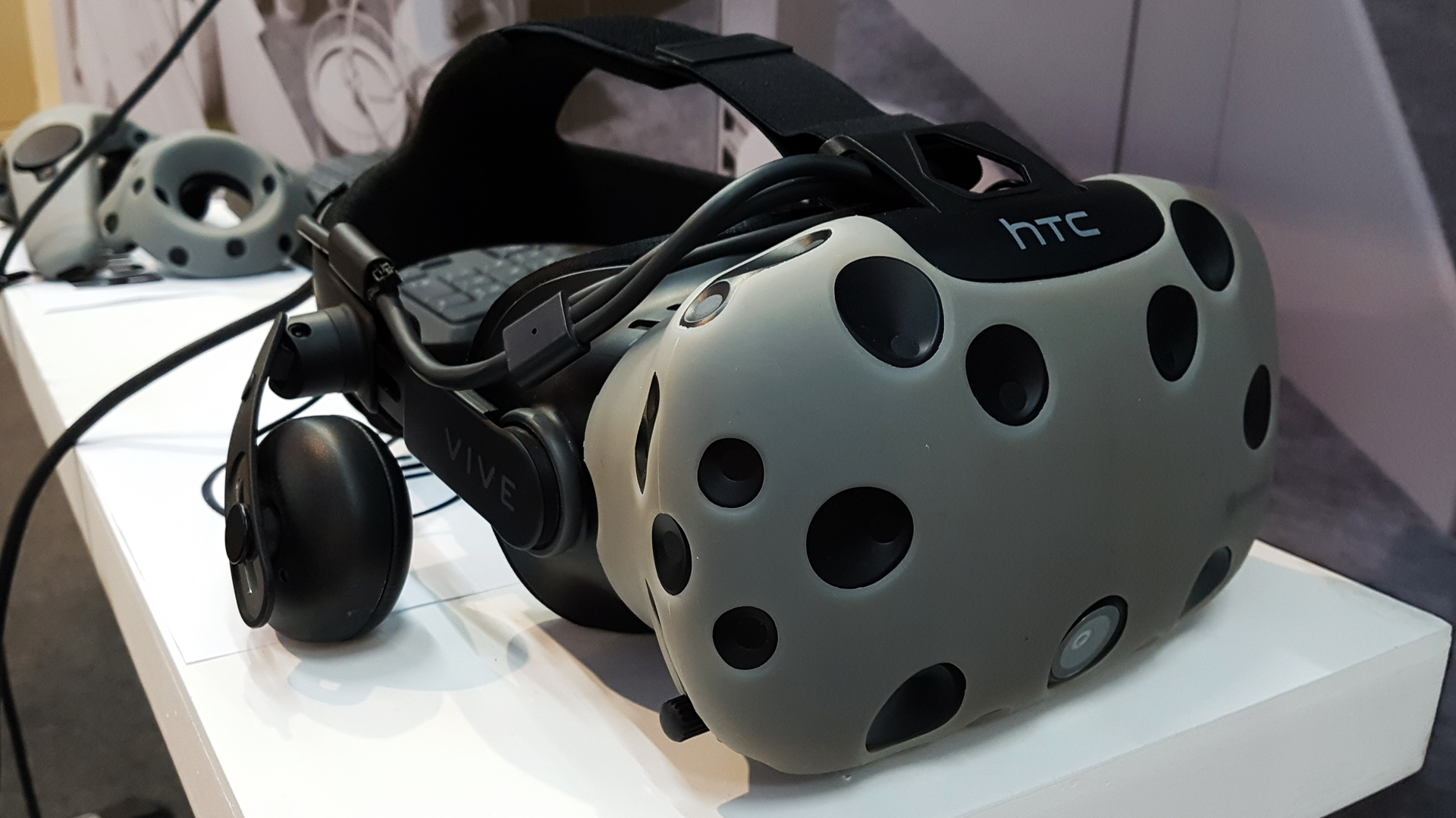 HTC VIVE VR Headset